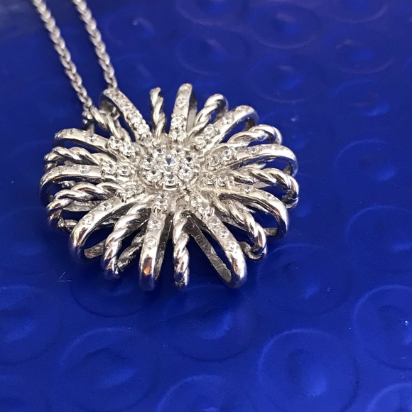 DY insp. Starburst Pendant 14K Gold Plated 2Ct Simulated Diamond 925Silver Chain - Picture 6 of 12
